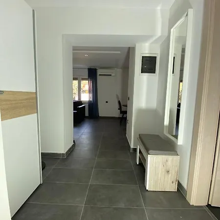 Apartment B.meri *