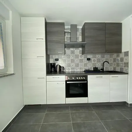 Apartment B.meri
